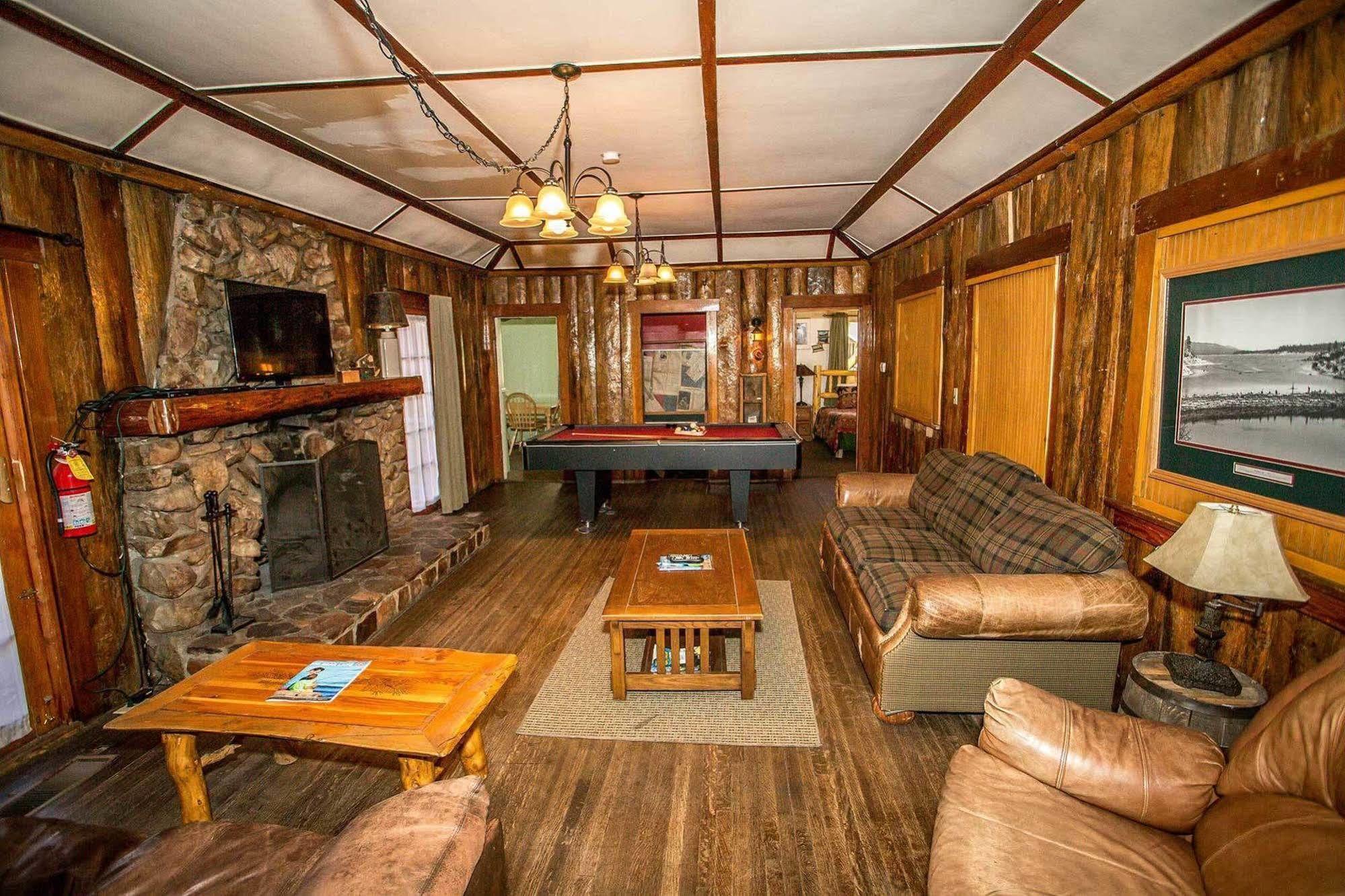 Shore Acres Lodge บิ๊กแบร์เลค ภายนอก รูปภาพ
