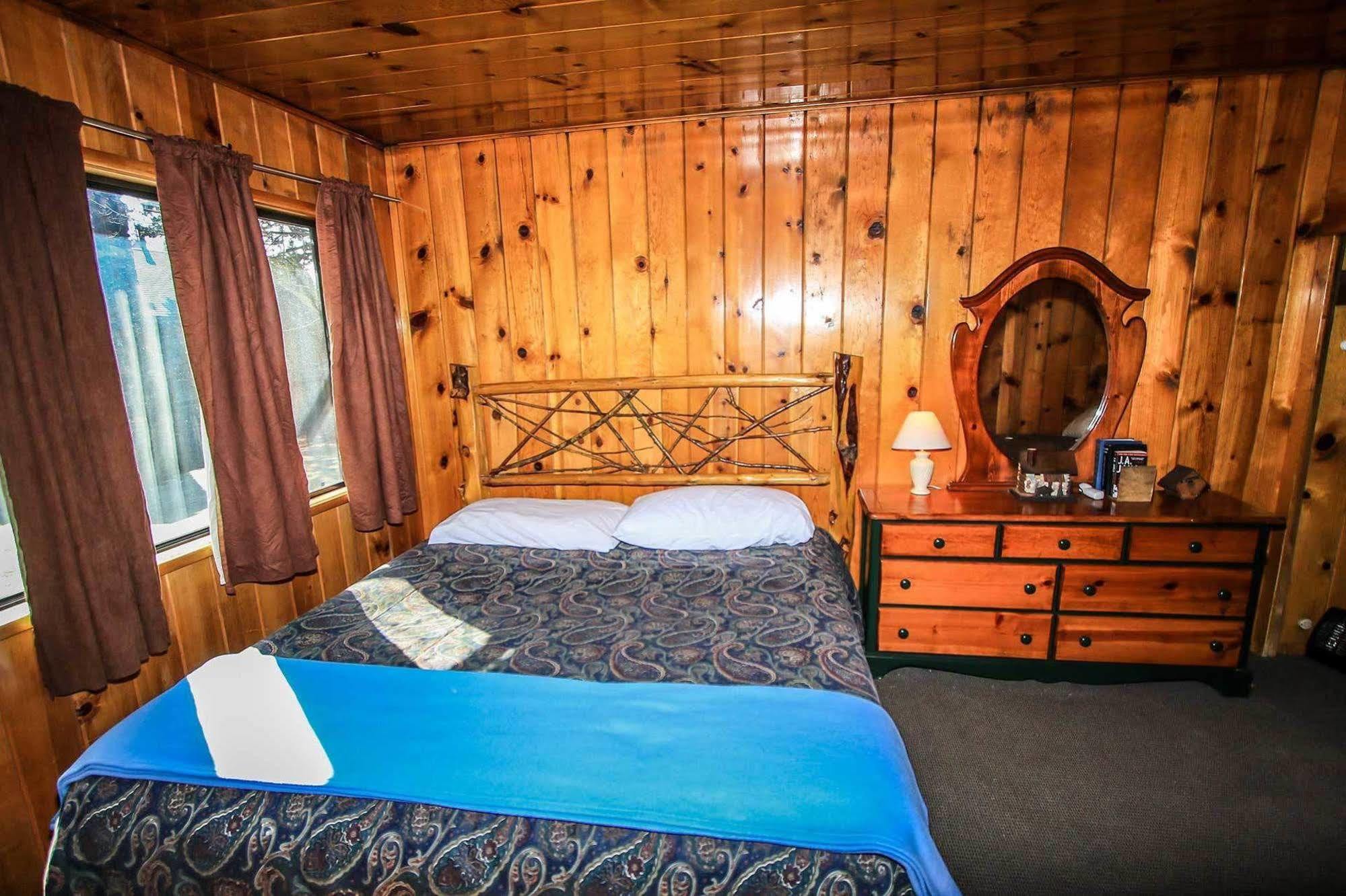 Shore Acres Lodge บิ๊กแบร์เลค ภายนอก รูปภาพ